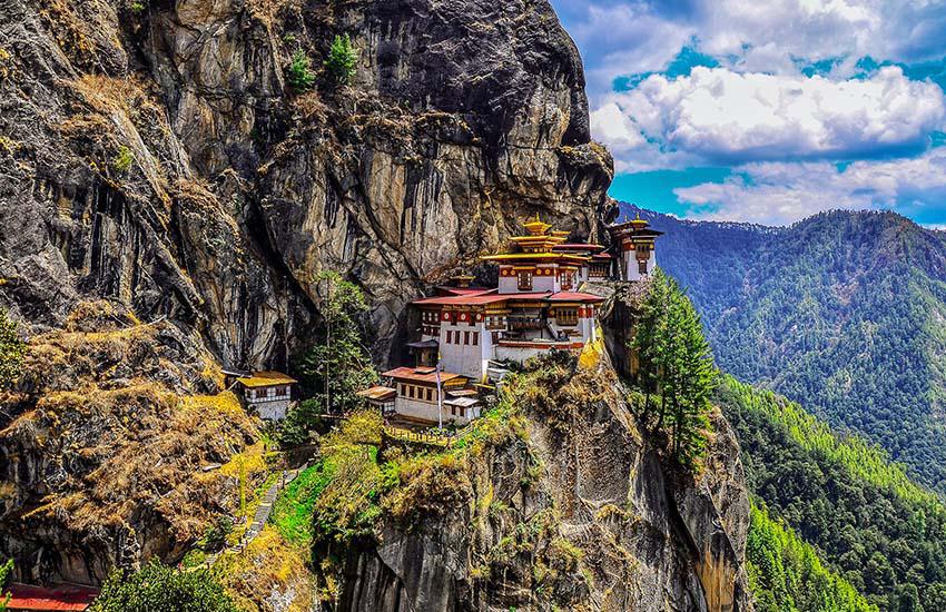 Bhutan Tour (06 Nights 07 Days)